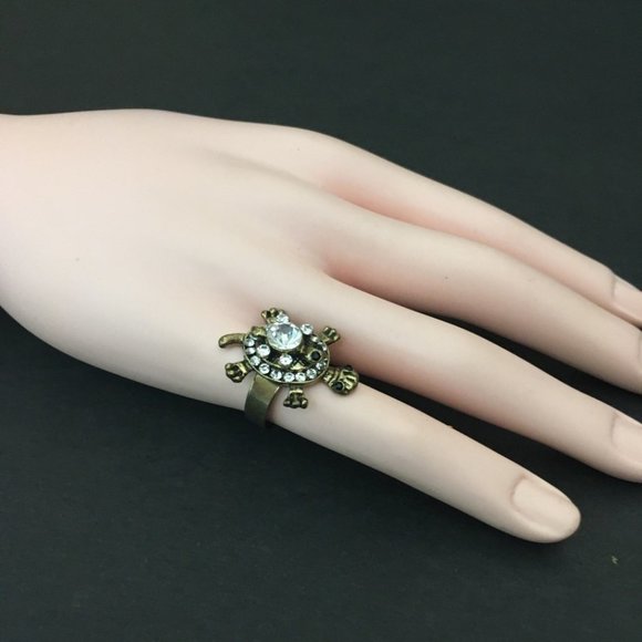 Statement Ring - Picture 9 of 9